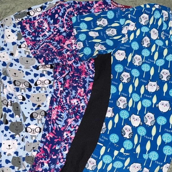 Colorful Patterned Scrub Tops - Bundle Size Large - Picture 2 of 12